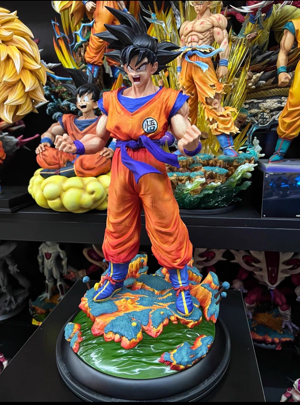 White Hole Studio Goku 1/4