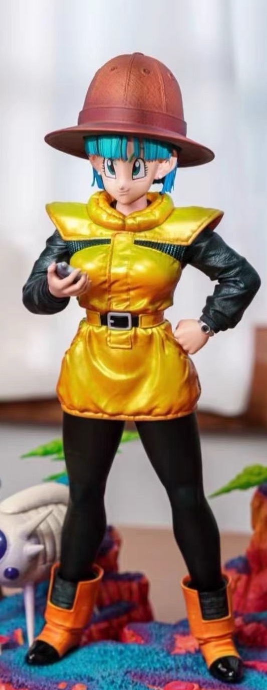 WH- x Z Studio Bulma Single Figure